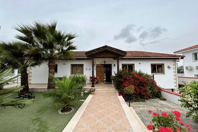 Thumbnail Bungalow for sale in Psevdas, Cyprus