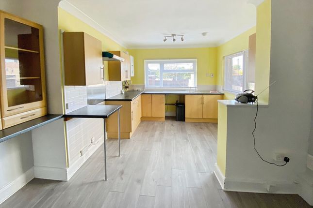 70 Margam Road, Port Talbot photo 3