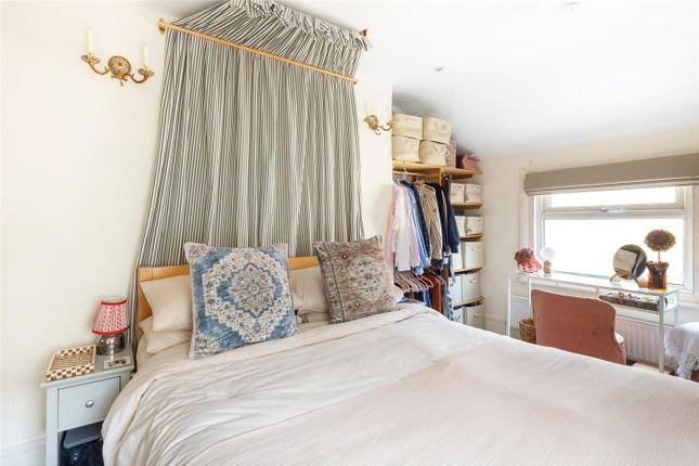 Second Floor Flat, 30, Handforth Road, London photo 3