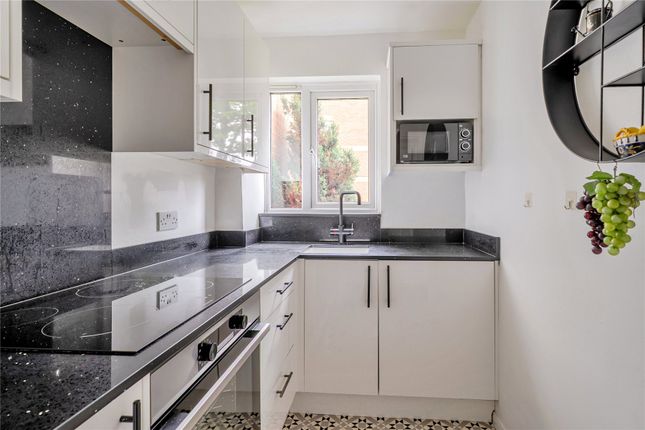 Flat 45,, Beck Court, Beckenham photo 4