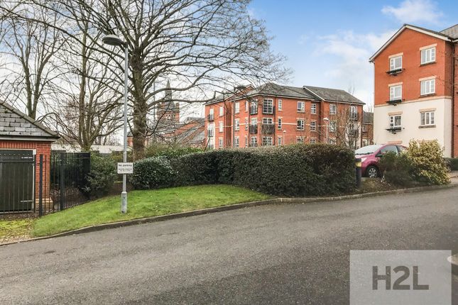 Flat to rent in Boundary Road, Erdington, Birmingham