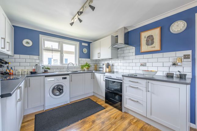 42 Sunninghill Close, Great Yarmouth photo 4