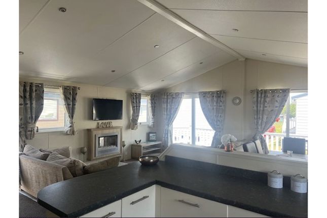 Mobile/park home for sale in Lakeside Holiday Park, Chichester