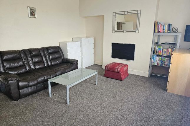 36, Leonard Street, Hull photo 5