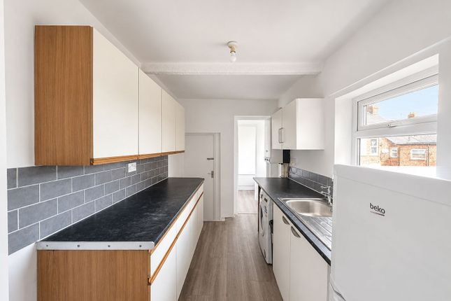 112, Howe Street, Gateshead photo 2