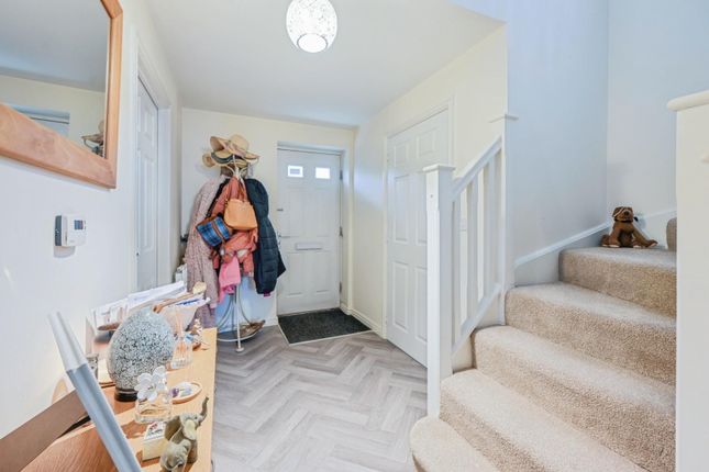 15, Bagnall Way, Rugeley photo 2
