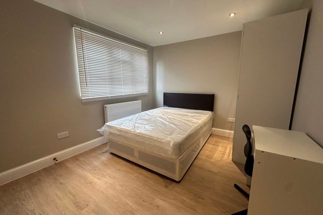 Thumbnail Town house to rent in Greatfields Drive, Uxbridge