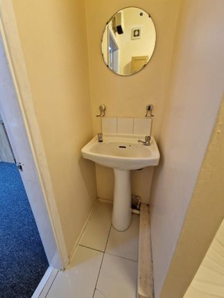 Room 7, 90, Mitford Street, Stretford photo 5