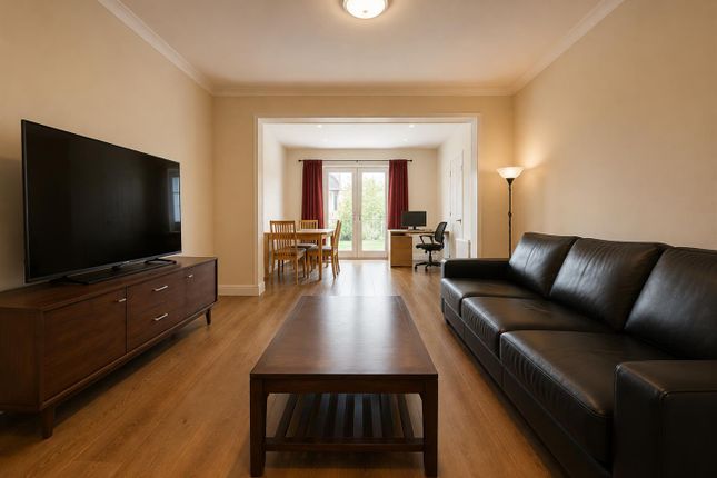 81, Tanfield Avenue, London photo 4