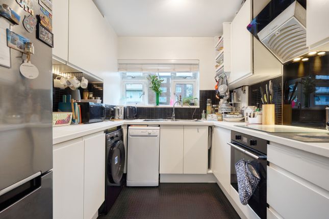 Flat for sale in Woodland Court Dyke Road Avenue, Hove, East Sussex