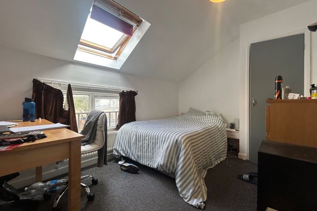 3, Brydges Place, Cardiff photo 5