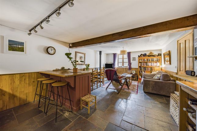 1 Townwood House, Tiverton photo 4