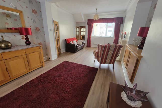 7, Amos Street, Llanelli photo 5