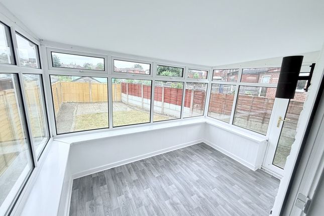 2, Grindall Avenue, Moston photo 4