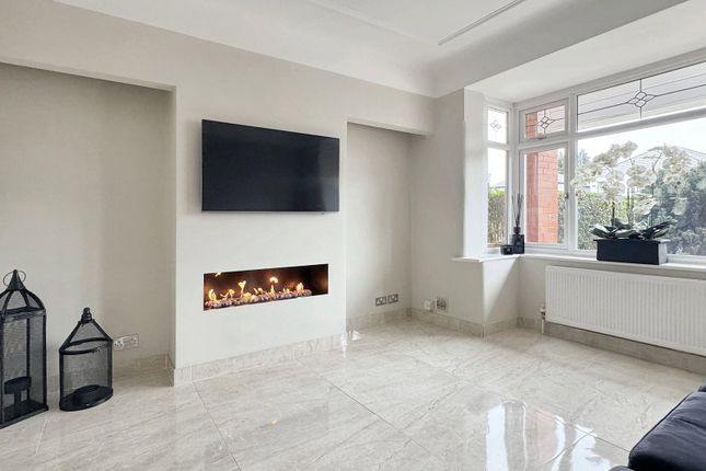 26, Cronton Lane, Halton photo 4