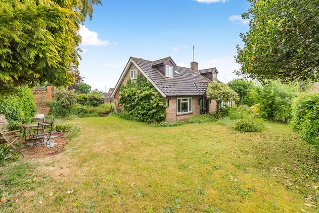 4-bed detached on The Chilterns, Rectory Lane, Northampton, £450,000