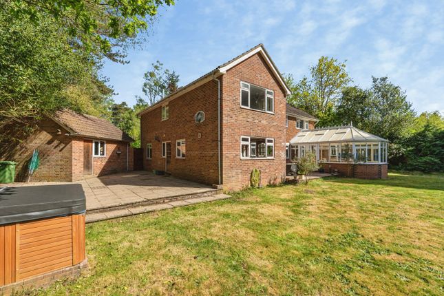 38, Kingswood Firs, Grayshot, Hindhead photo 4