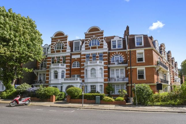 Exeter Road, London photo 4
