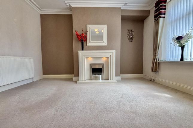 15, Aberdeen Terrace, Bradford photo 3