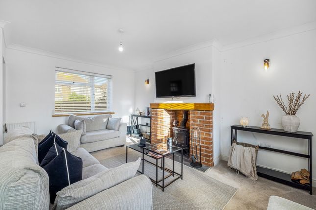 28, Albert Avenue, Spalding photo 2