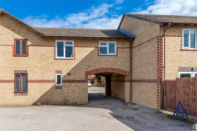 Flat for sale in Hornbeam Road, Bicester, Oxfordshire