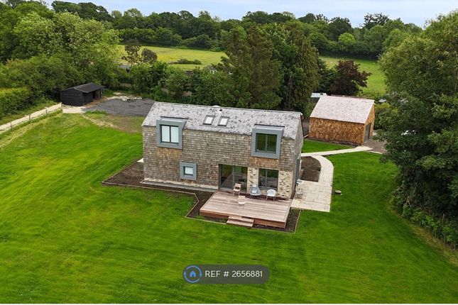 3-bed detached on Rose Hill Isfield, Uckfield, £2,990/mo