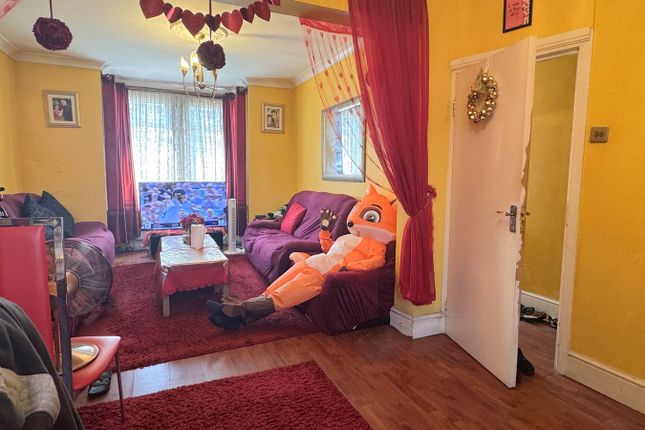 3, Macaulay Road, London photo 2