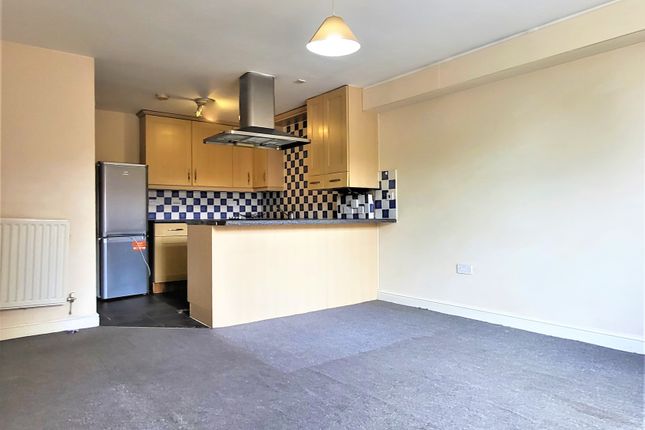 Flat for sale in Malden Road, Nascot Wood, Watford