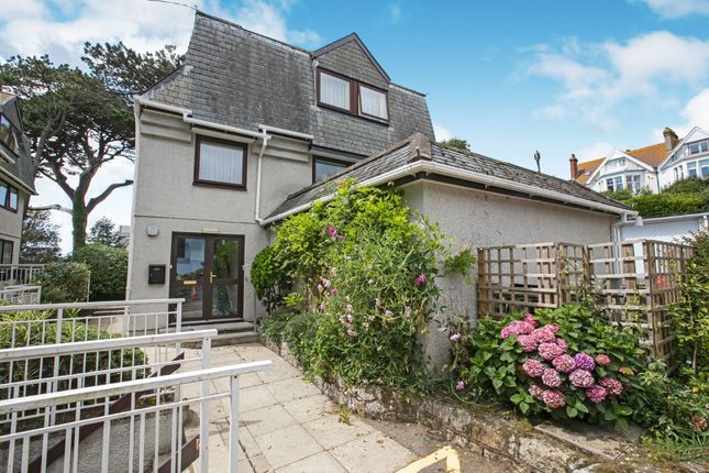 Flat 2,, Southcliff, Falmouth photo 4