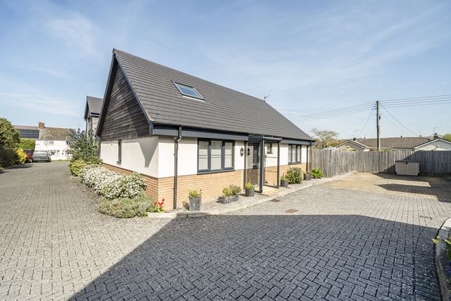 3-bed detached on 3, The Greenaways, Bristol, £425,000
