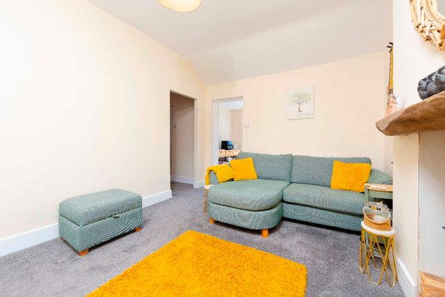 22 Powell Street, Treharris photo 4