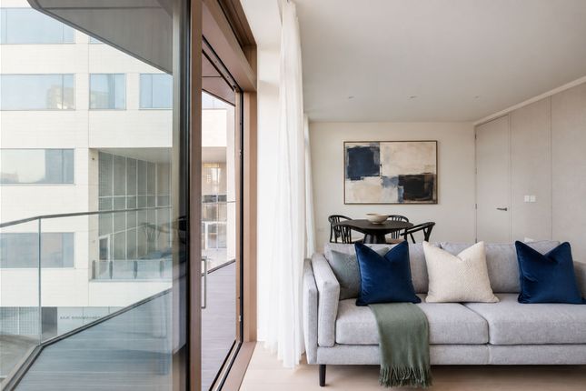 Apt B2-2, Luma House, London photo 3