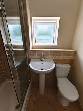 21, Hopwas Grove, Birmingham photo 5