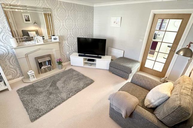 21, Woodhouse Gardens, Nottingham photo 4