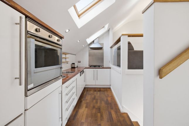 20 Broughton Place Lane, Edinburgh photo 4