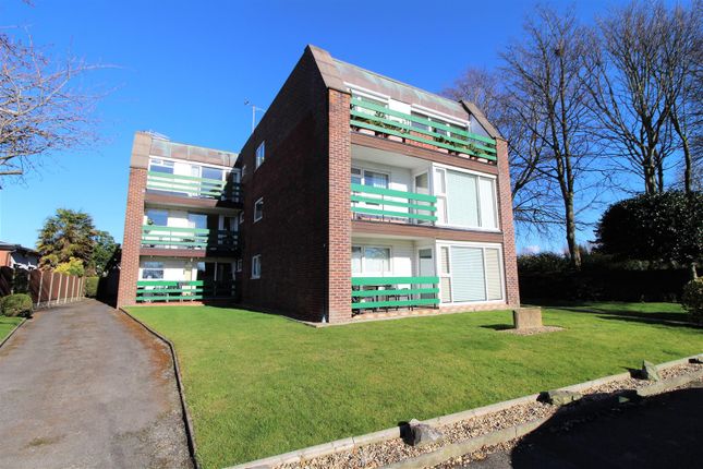 Thumbnail Flat to rent in Moorland Court, Moorland Road, Poulton-Le-Fylde
