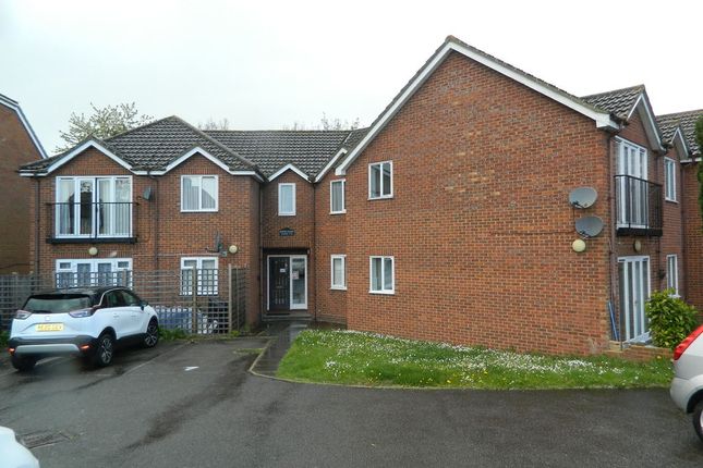 Thumbnail Flat to rent in Bower Court, 34 Cippenham Lane, Cippenham, Berkshire