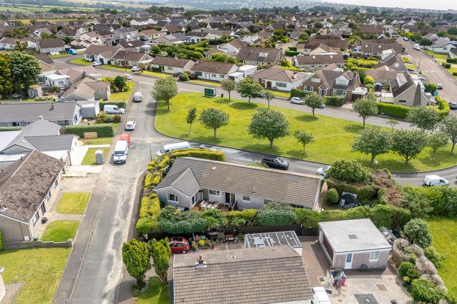 31, Highfield Crescent, Isle Of Man photo 2