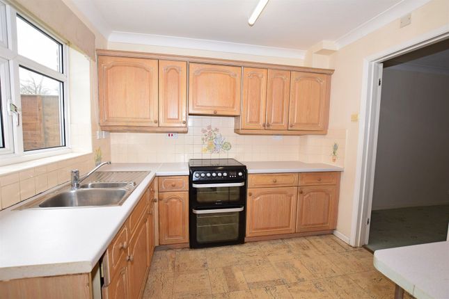 40, Old Place, Bognor Regis photo 4