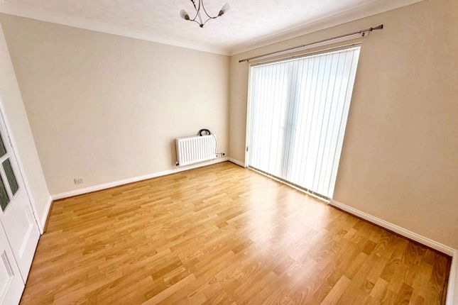 101, Abbots Way, North Shields photo 3