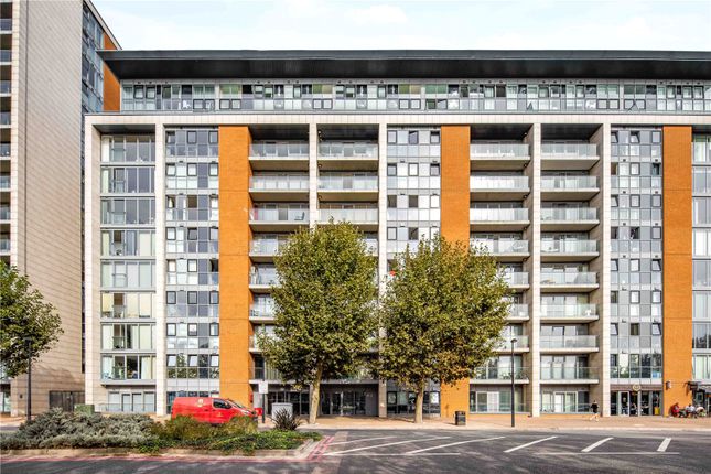 2-bed flat on 76, Adriatic Apartments, Royal Docks, £475,000