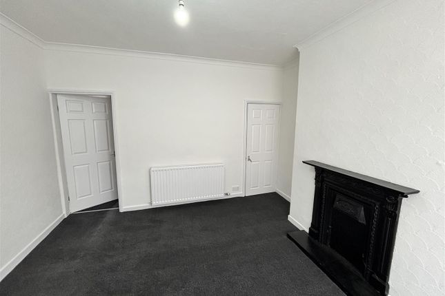 31, Barningham Street, Darlington photo 4