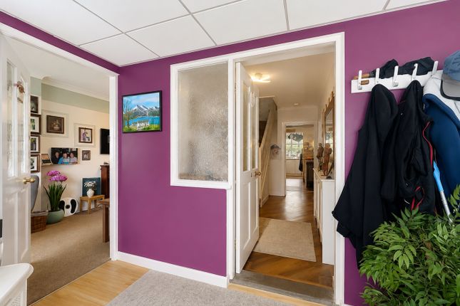 7 Holly Grange, Spring Grove, Merseyside photo 3