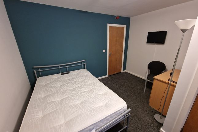Flat to rent in Biscayne House, 16 Longside Lane (On Campus), Bradford