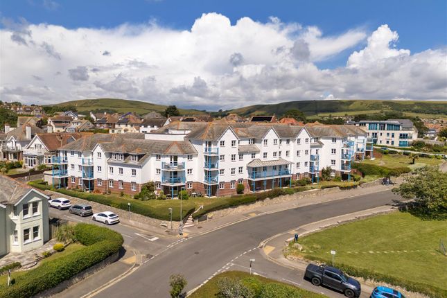 2-bed flat on 15 De Moulham Road, Swanage, £370,000