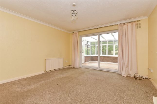 3-bed house on Josephine Avenue, Lower Kingswood, £425,000