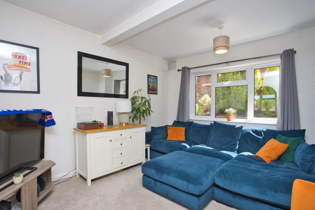 72, Westbury Road, Kent photo 3