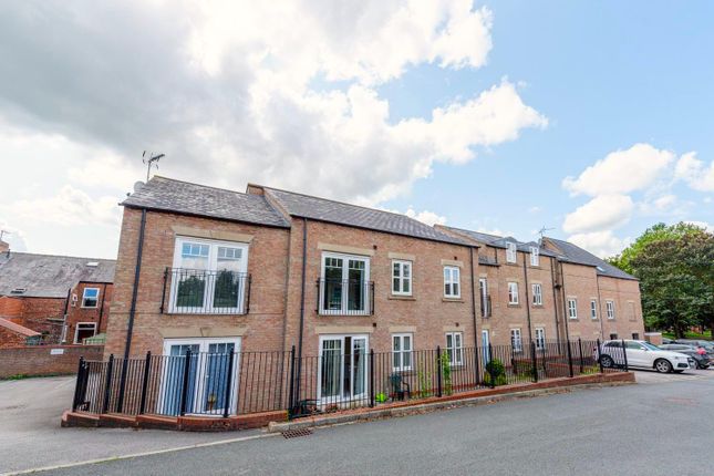Thumbnail Flat to rent in Stephenson Court, York