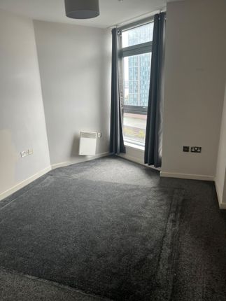 Apartment 302 Beetham Tower, Liverpool photo 2
