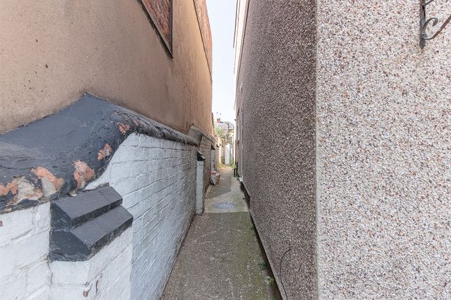 107, Clipstone Road West, Forest Town photo 5